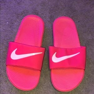 Nike slides